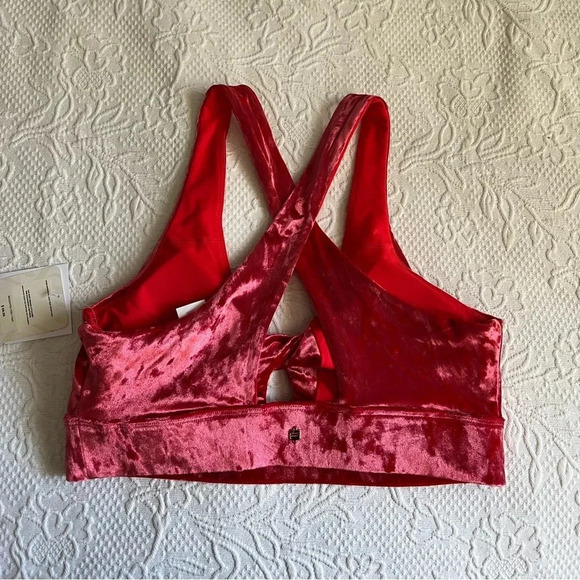 Fabletics Oasis Crushed Velour bra Size small - Picture 7 of 10